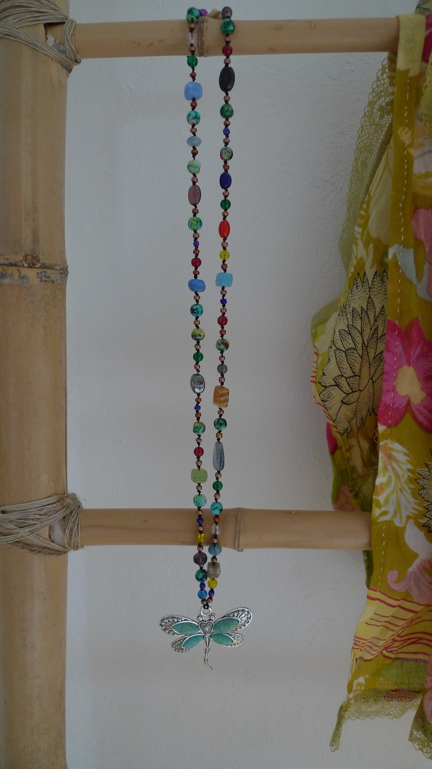 Collier Perles et Breloque Libellule