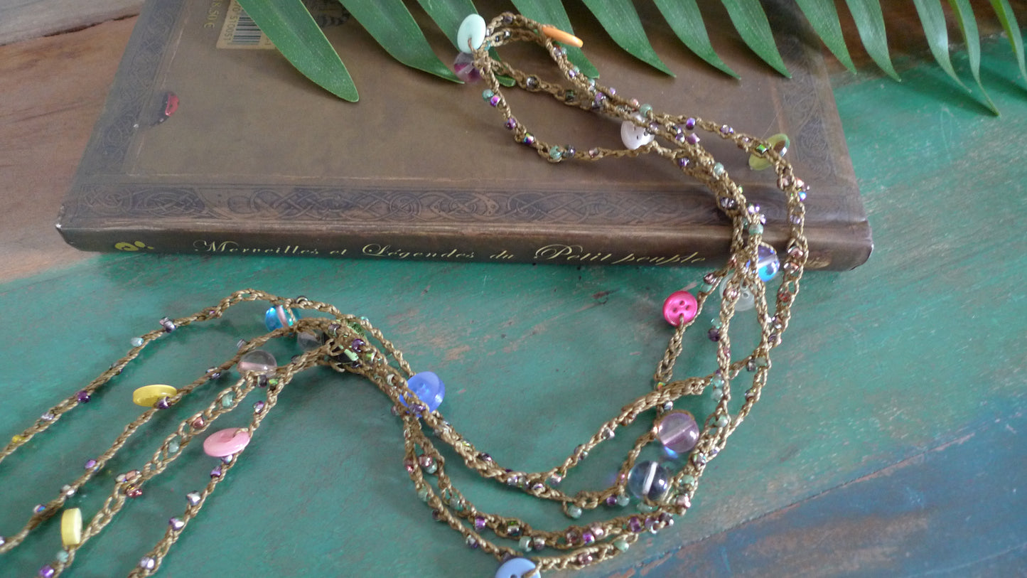 Collier crochet Perles et Boutons Kaki/ Marron