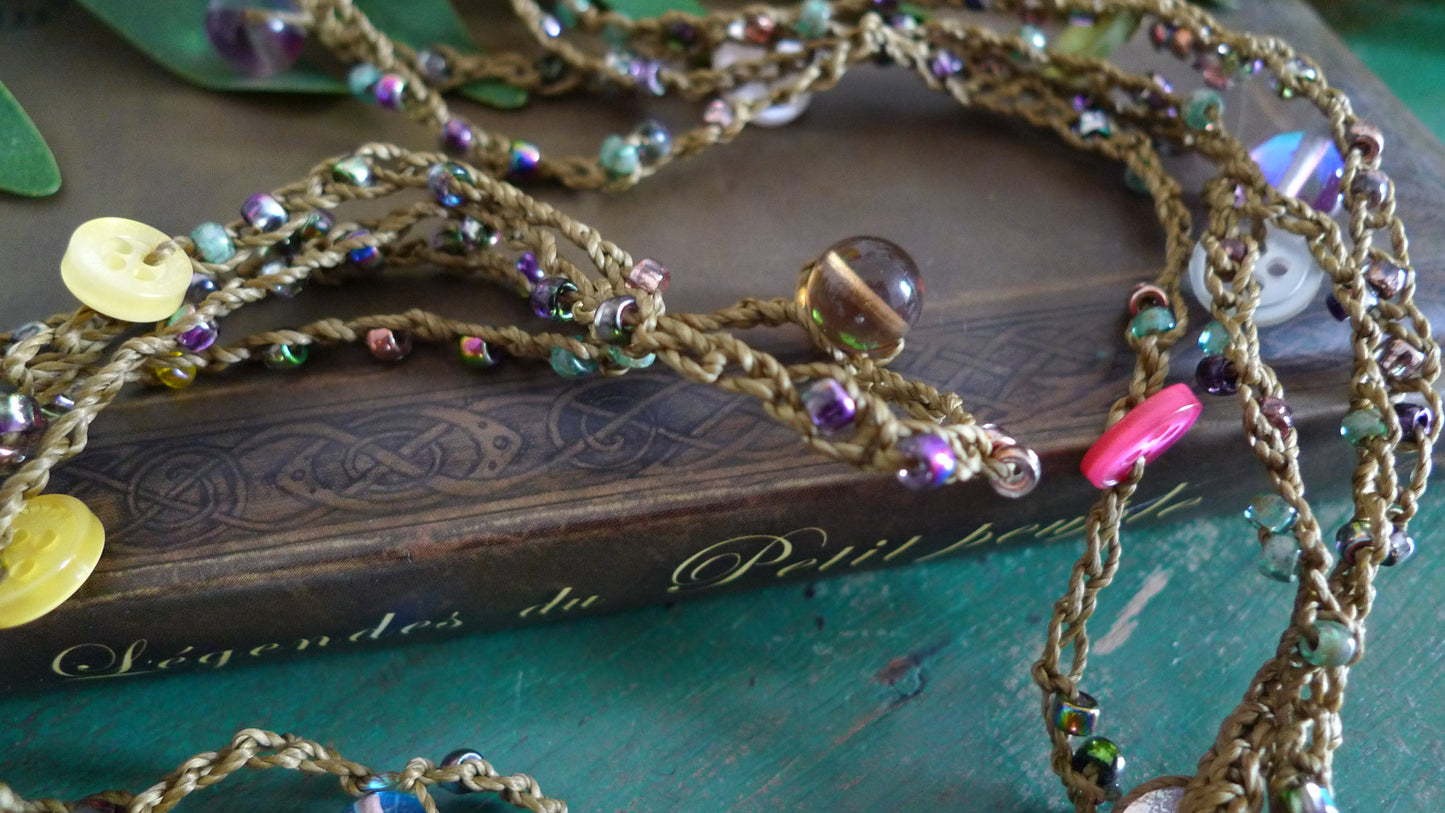 Collier crochet Perles et Boutons Kaki/ Marron