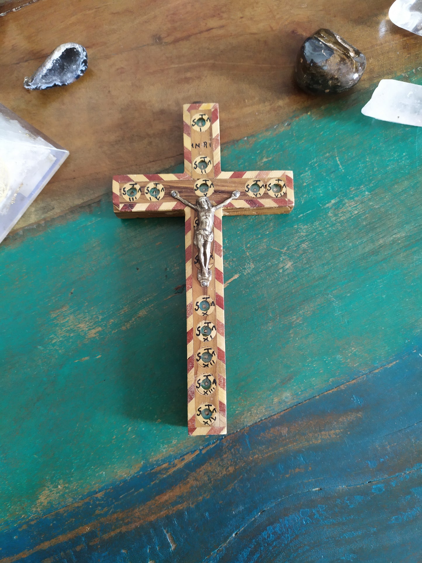 Croix avec Reliques